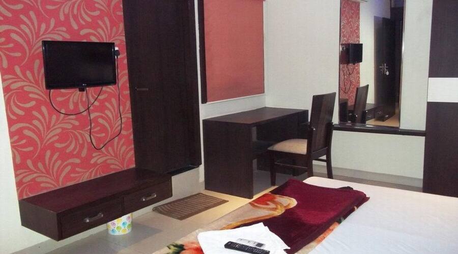 Hotel Malwa Country, Indore 3